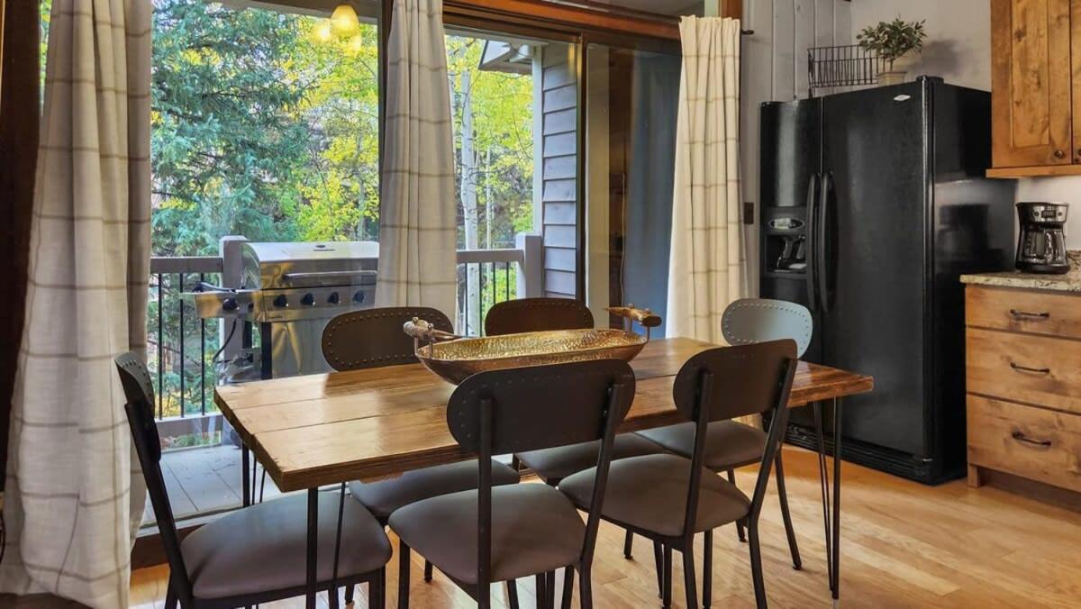 Cozy 2 Bedroom Condo In Town Walk To Main St Skiing Breckenridge Exterior photo